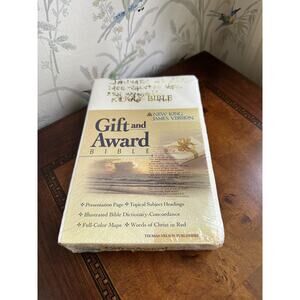 1983 Holy Bible New King James Version with Gift and Award Thomas Nelson NEW
